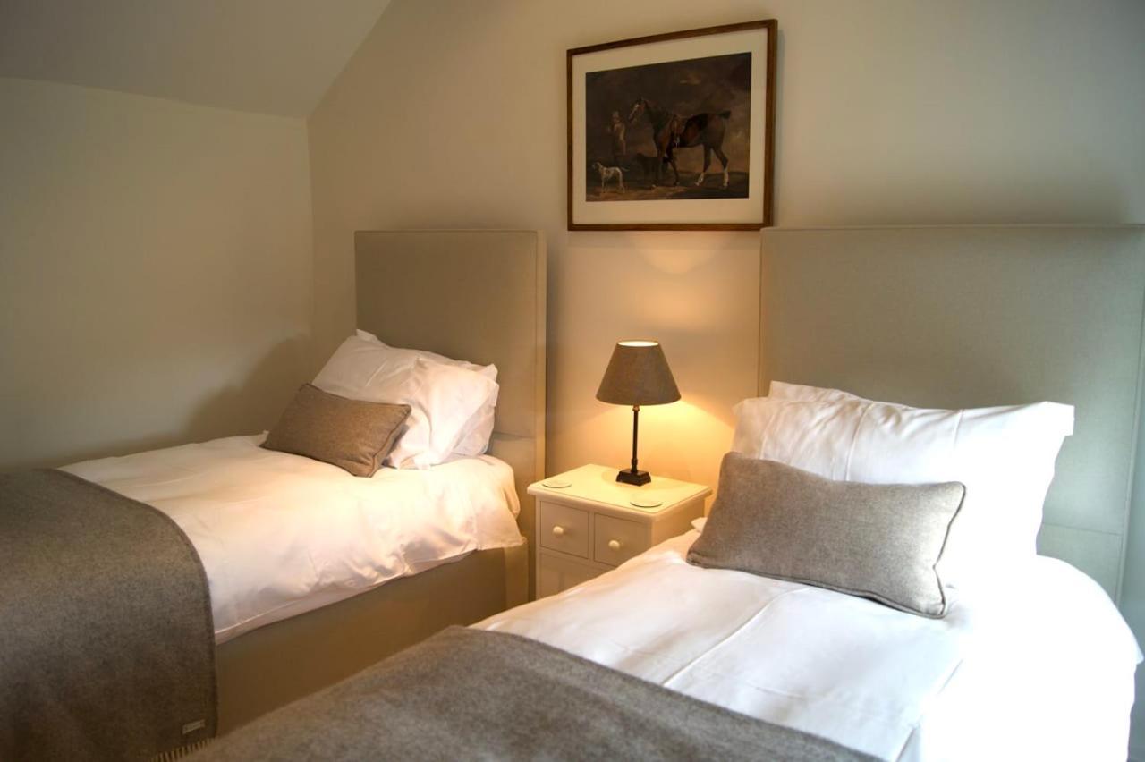 Two Rose Walk Cottage Cotswolds Moreton-in-Marsh 外观 照片